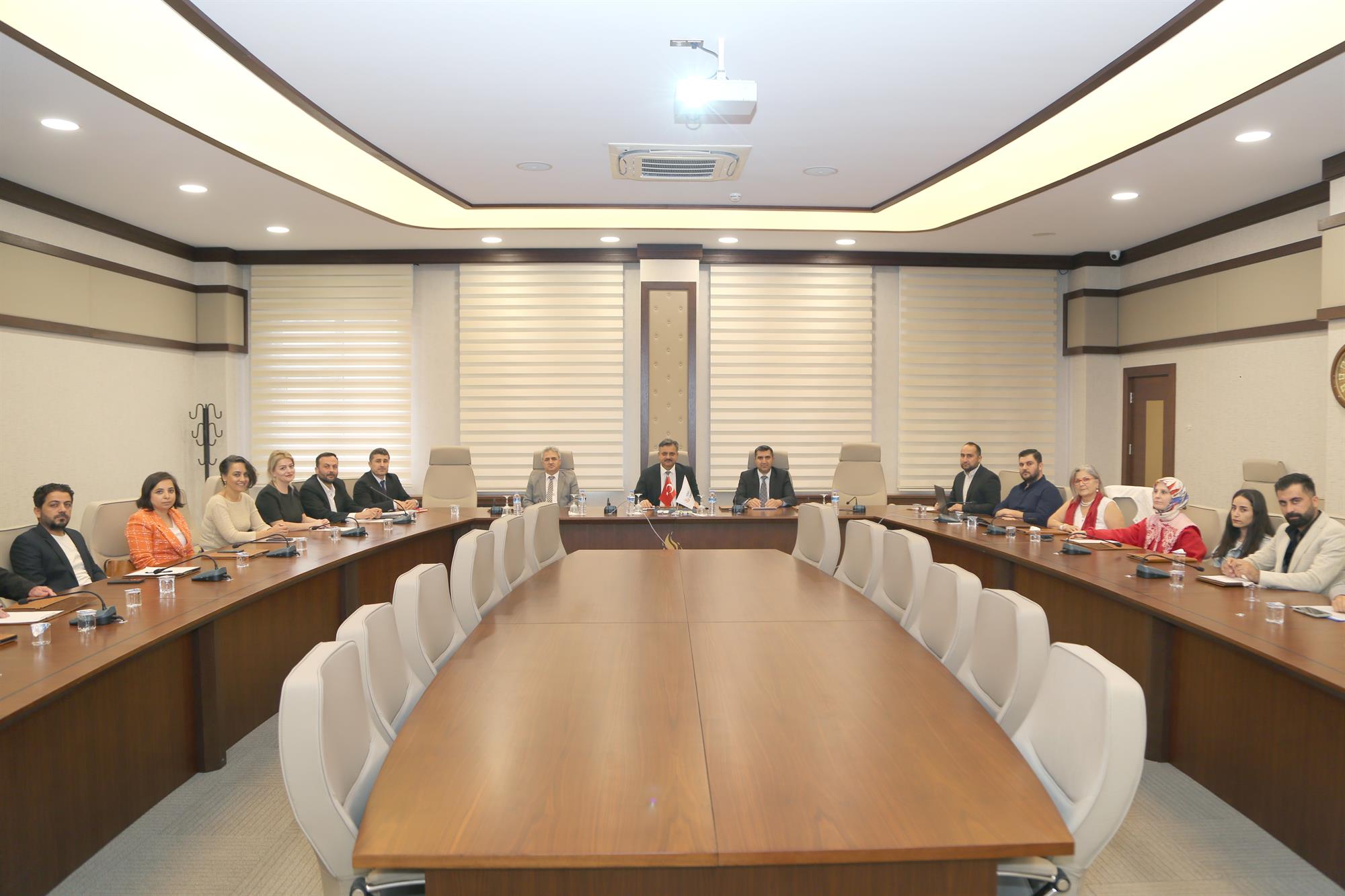 Üniversitemizde “Su Verimliliği” Konulu Değerlendirme Toplantısı Gerçekleştirildi